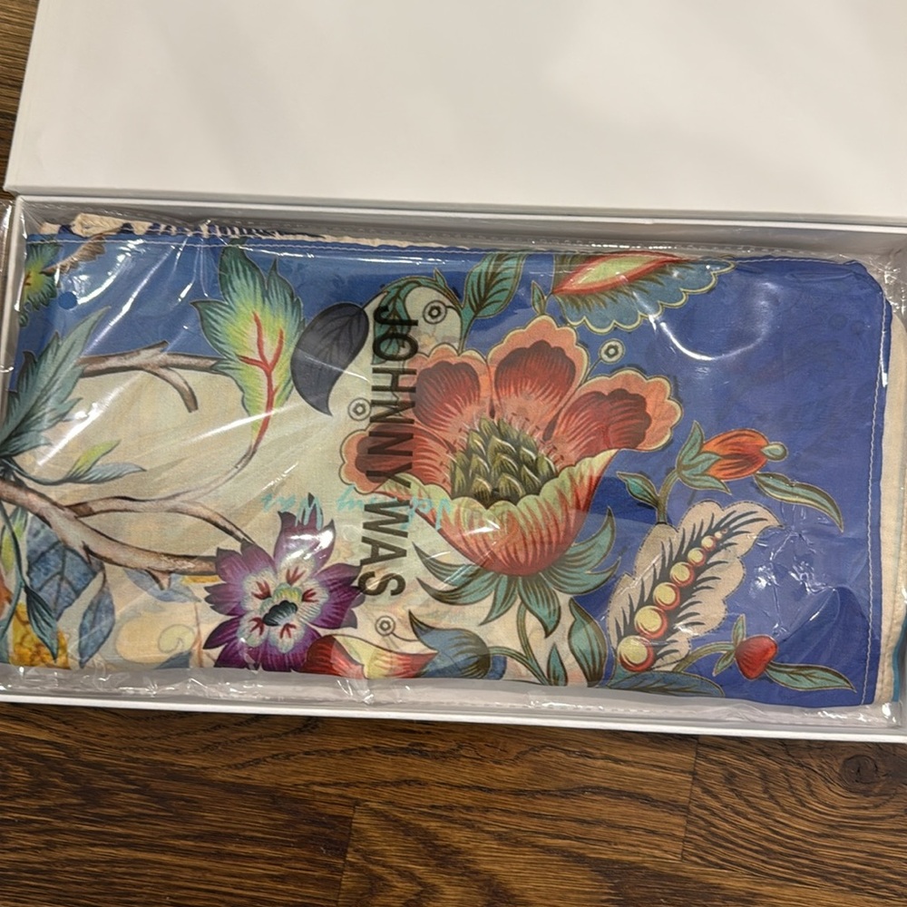 Johnny Was Phoenix Scarf NIB - Picture 4 of 4